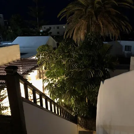 Mare Bella Chao Sea View Private Heated Solar Pool Ac Puerto del Carmen (Lanzarote)